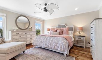223 Sound Side Dr, Atlantic Beach, NC 28512