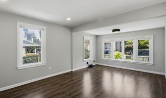 11 Bell St, Bridgeport, CT 06610
