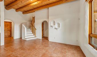 9 Desiderio Rd, Arroyo Seco, NM 87514