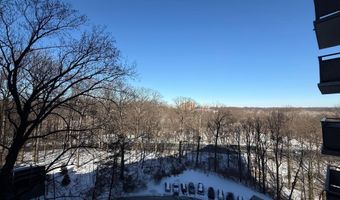 5225 POOKS HILL Rd 724N, Bethesda, MD 20814