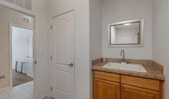 303 Sunrise Bluffs Dr, Belen, NM 87002
