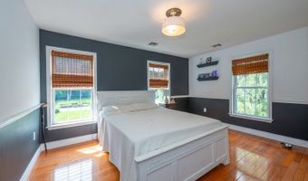 15 Tanglewood Dr, Andover, NJ 07848