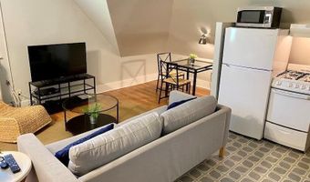 96 Rhode Island Ave 6, Newport, RI 02840