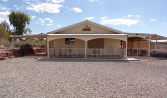 42526 La Posa Rd, Bouse, AZ 85325