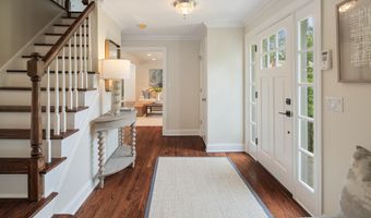 10 Duffys Ln, Darien, CT 06820