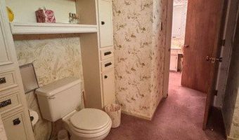 2400 W Loma Dr, Artesia, NM 88210