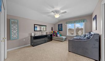 585 Burgess Cir, Aurora, OH 44202