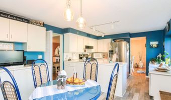 11 Harbour Vlg B, Branford, CT 06405