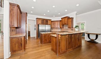 200 W Hillcrest Dr, Alexander, AR 72002