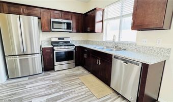 2713 Good Fellows St, Las Vegas, NV 89135