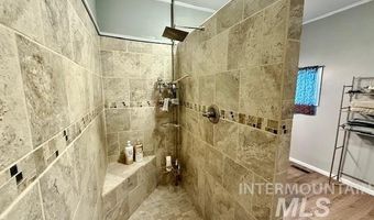 908 Pine St, Anatone, WA 99401