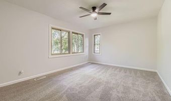 4387 Arden View Ct, Arden Hills, MN 55112