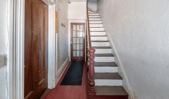 128 Hamilton St, Albany, NY 12207