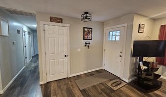 1705 Lakeview Dr, Ava, MO 65608