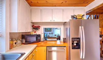 121 Jenckes Hill Rd, Lincoln, RI 02865