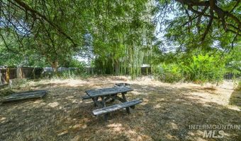 1206 N Michigan Ave, Caldwell, ID 83605