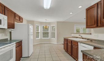 41 Sunview Cir, Arden, NC 28704