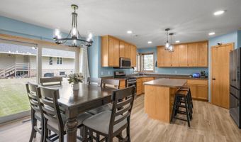 867 160th Ln NW, Andover, MN 55304