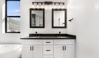 605 Rosewood Dr, Bellevue, ID 83313