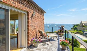 111 Harrison Ave A18, Newport, RI 02840