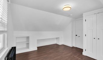 20 Burnet St, Avenel, NJ 07001