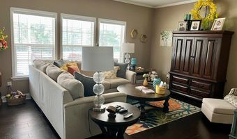 329 River Oaks Dr, Bainbridge, GA 39819