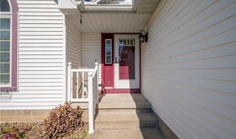 6488 S Timberidge Dr, Austintown, OH 44515