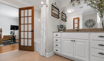 133 Maplewood Ave, Atlantic Highlands, NJ 07716