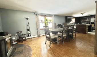 12 Nathaniel Dr, Amherst, NH 03031
