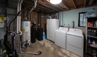 201 Cardinal Dr S, Brandon, SD 57005
