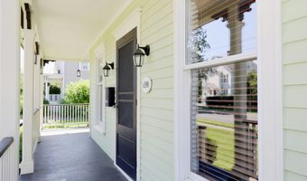 30 Elizabeth St, Bethel, CT 06801