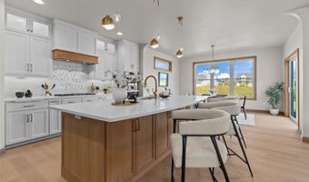 266 E SWEETWATER Way, Appleton, WI 54913