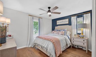 819 E UNIVERSITY Dr, Auburn, AL 36830