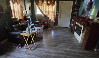738 W 1ST St, Alice, TX 78332