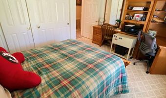469 Lakeshore Dr, Bainbridge, GA 39819