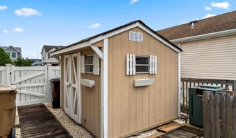 54 Storm Jib Ct, Bayville, NJ 08721
