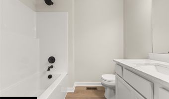 402 NE 59th St, Ankeny, IA 50021