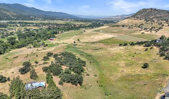 11597 Corp Ranch Rd, Ashland, OR 97520