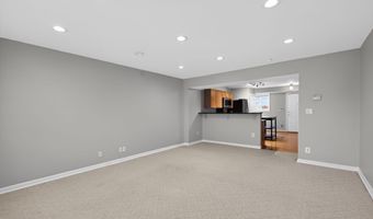 1455- B N VAN DORN St, Alexandria, VA 22304