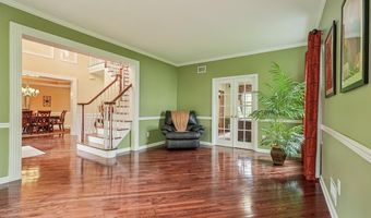 9 LABAW Way, Belle Mead, NJ 08502