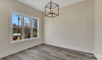 31 Elkwood Ave, Asheville, NC 28804