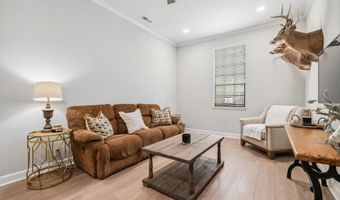 100 HUMMINGBIRD Cir, Alabaster, AL 35007