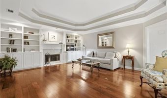 965 Knoll Crest Ct, Alpharetta, GA 30004