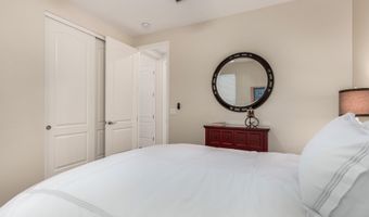 4390 S WHITE Dr, Chandler, AZ 85249