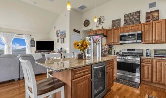 257 Sandlewood Dr, Bayville, NJ 08721