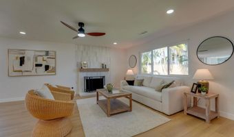 1523 Lucky St, Oceanside, CA 92054