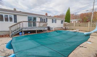 2 Ash Ln, North Providence, RI 02911