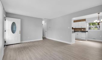 97 Pheasant Dr, Bayville, NJ 08721