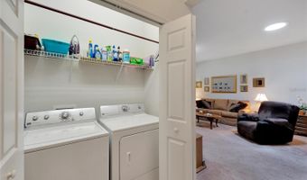 428 SENECA FALLS Dr, Apollo Beach, FL 33572