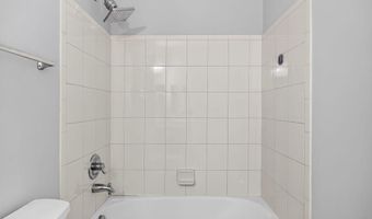41895 CATHEDRAL VALLEY Sq 401, Aldie, VA 20105